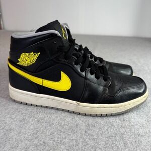 Jordan Air Jordan 1 Mid Retro Mens Size 9 Black Yellow 554724-070 Sneakers